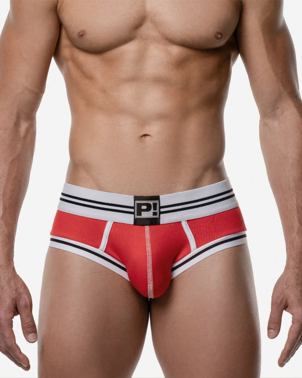 Round2 Red Backless Trunk